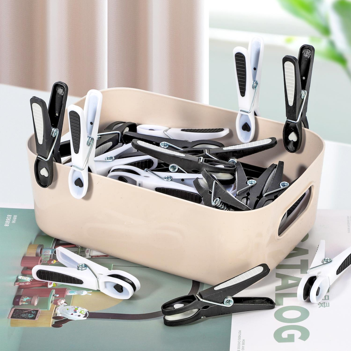 Premium Monochrome Clothes Pegs (Pack of 20)
