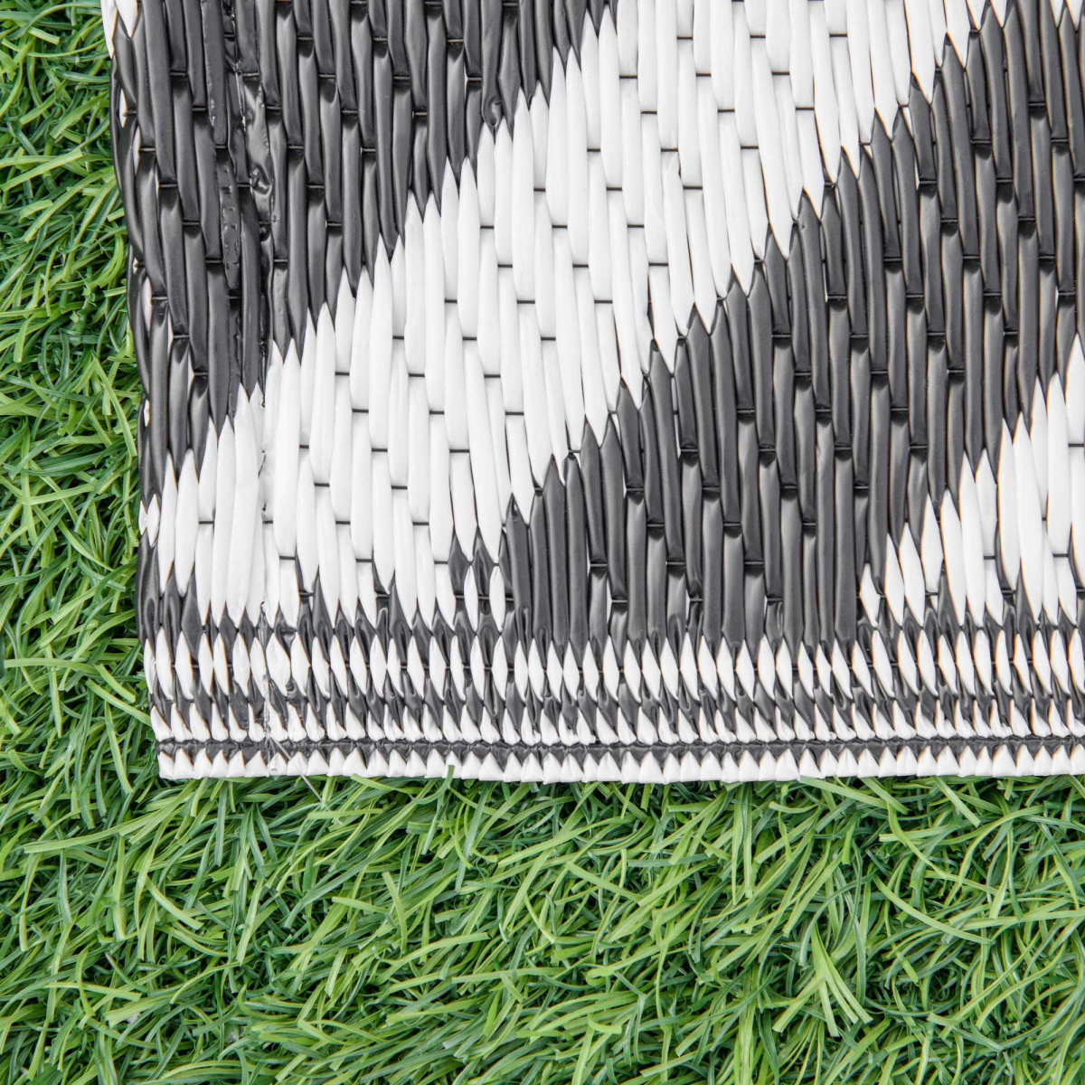 Reversible Outdoor Rug – 182x274cm Portable Camping Mat